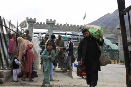 بازداشت دو کودک دختر به اتهام انتفال مواد مخدر در گذرگاه تورخم