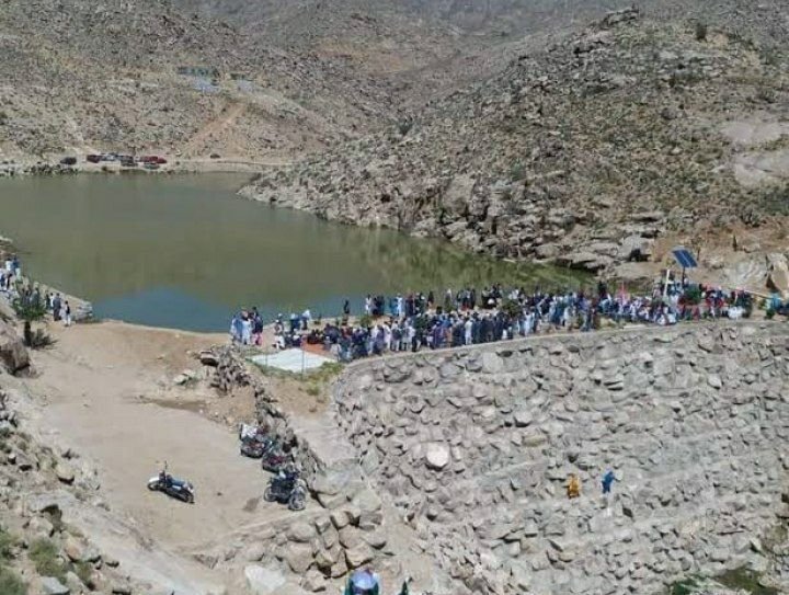 گروه طالبان در جاغوری غزنی از پروژه‌های مردمی مالیه می‌گیرند