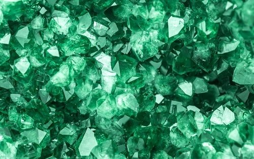 فروش زمرد استخراج شده‌ از پنجشیر از سوی گروه طالبان