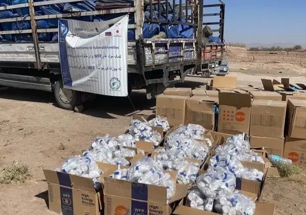 آغاز روند ارسال کمکهای غذایی برای آسیبدیدگان زمینلرزهی استان هرات از سوی برنامهی جهانی غذا