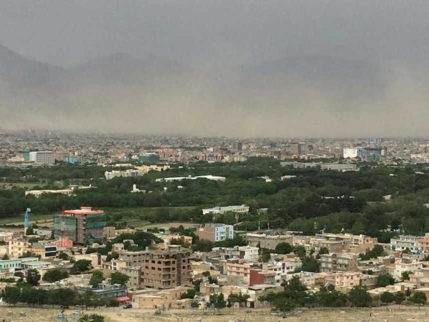 گروه طالبان در غرب کابل سه تن را به رگ‌بار بستند