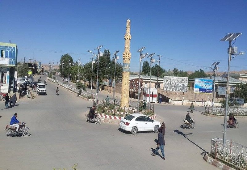 از اثر انفجار یک تانکر تیل در استان غور یکتن جانباخت