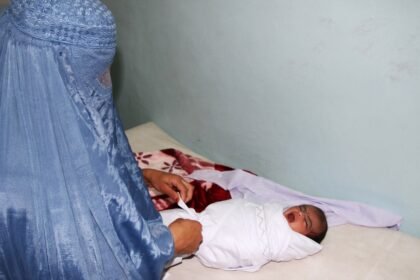 سازمان ملل: بیش‌تر زنان حامله در مناطق دورافتاده‌ی افغانستان هنگام زایمان می‌میرند