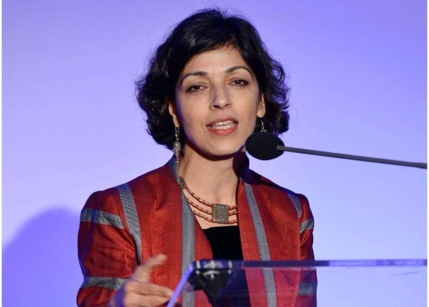 امیری نقش زنان را در جلوگیری از بیثباتی در افغانستان مهم خواند