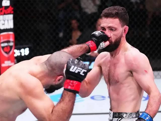 ورزش‌کار مبارزات آزاد افغانستان در مقابل حریف کانادایی خود مغلوب شد