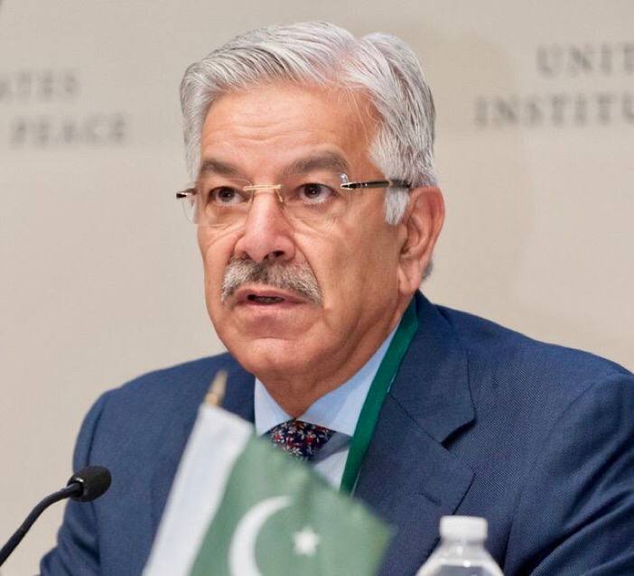 وزیر دفاع پاکستان، افغانستان را منبع حوادث تروریستی پاکستان دانست