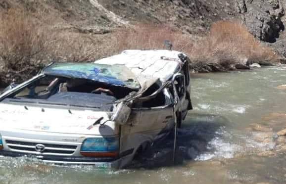 ۱۴ تن از اثر یک روی‌داد ترافیکی در بامیان کشته و مجروح شدند