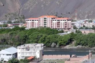 ملاهبت‌الله شاگرد یک مدرسه را «رییس معارف» پنج‌شیر تعیین کرد