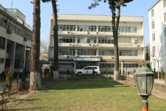 انفجار در وزارت شهرسازی؛ طالبان کشته و زخمی شدن چهار تن را تأیید کردند