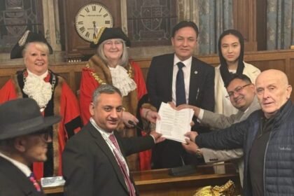 یک شورای شهر در بریتانیا، کوچ‌اجباری و نسل‌کشی اقوام غیرپشتون به‌ویژه هزاره‌ها را محکوم کرد