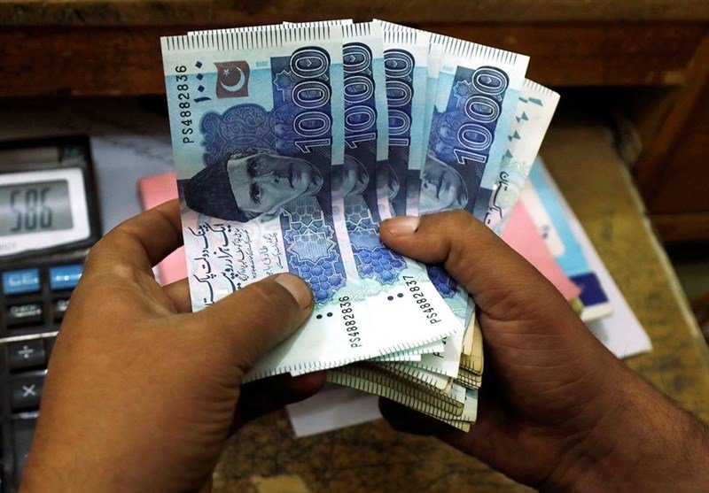 طالبان استفاده از پول پاکستان را ممنوع اعلام کردند