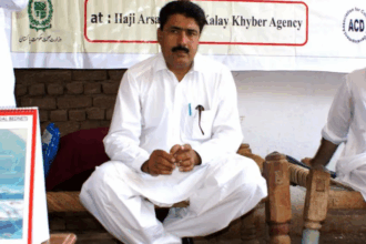 زلمی خلیلزاد: پاکستان باید شکیل افریدی را پیش از سفر رئیس ارتش آزاد کند