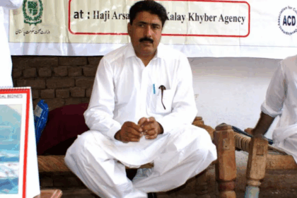 زلمی خلیلزاد: پاکستان باید شکیل افریدی را پیش از سفر رئیس ارتش آزاد کند