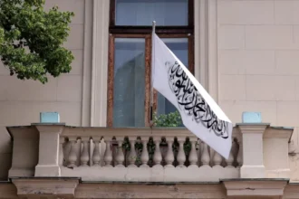 نمایندگی‌های دیپلماتیک افغانستان: مشروعیت به طالبان، رسمیت به تروریسم است