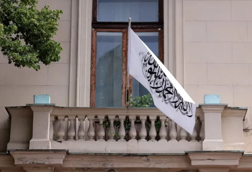 نمایندگی‌های دیپلماتیک افغانستان: مشروعیت به طالبان، رسمیت به تروریسم است