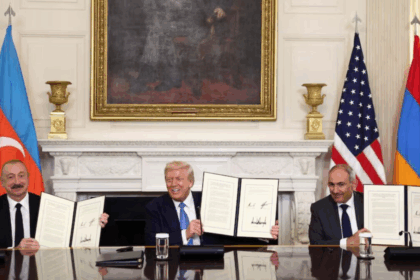توافق صلح آذربایجان و ارمنستان با نقش‌آفرینی ترامپ امضا شد