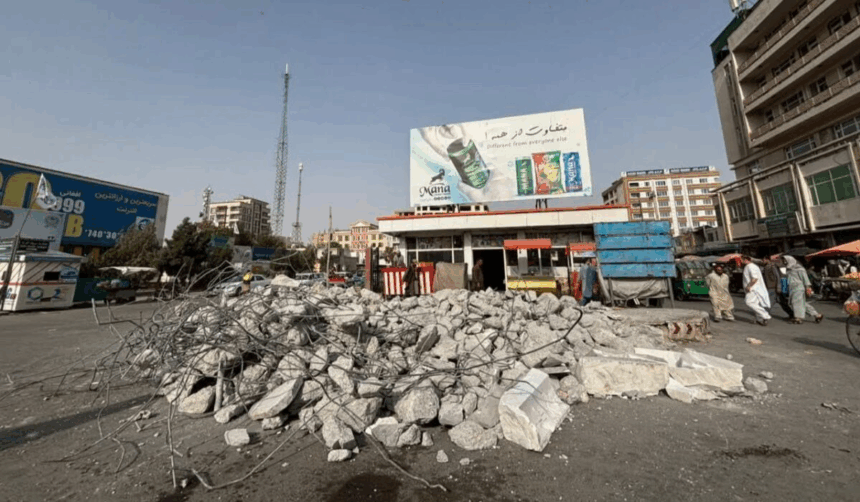 نهادهای مدنی: تخریب تندیس علی‌شیر نوایی ادامه فرهنگ‌ستیزی طالبان است