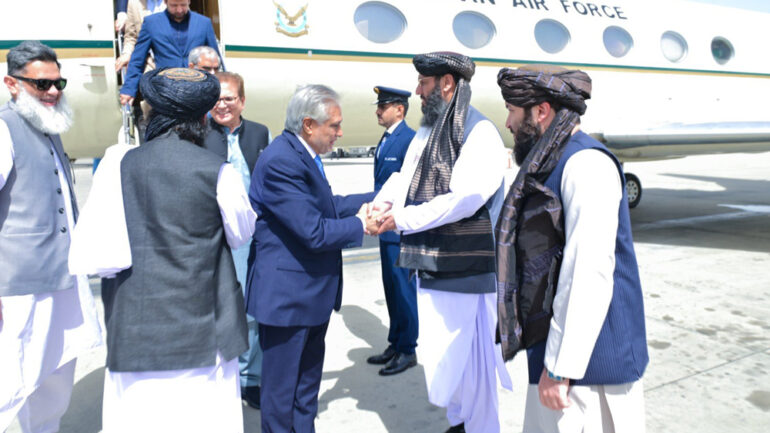 وزیر خارجه پاکستان وارد کابل شد