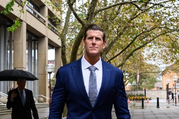 استرالیا نظامی سابق