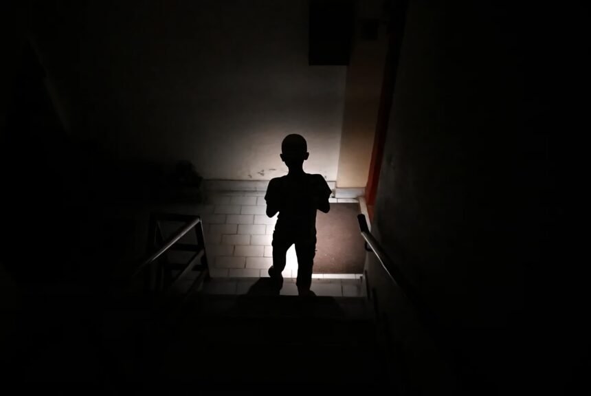 خاموشی های روزانه زندگی