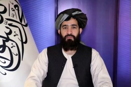 بلخی: دختران از طریق مدارس دینی نیز می‌توانند دکتر (پزشک) شوند 