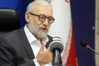 لاریجانی: بمب اتم برای ایران مانند «اسباب‌بازی» است؛ برای ساخت آن به اجازه آمریکا نیاز نداریم 