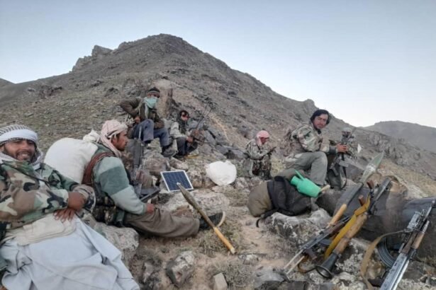 انفجار در فیض‌آباد همزمان با درگیری طالبان و جبهه آزادی در نورستان 